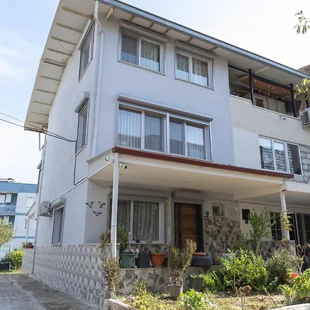 Holiday home Sisi's - *